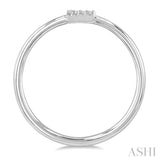 1/20 Ctw Initial 'E' Round Cut Diamond Fashion Ring in 10K White Gold