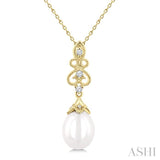 10X8 MM Cultured Pearl and 1/20 Ctw Round Cut Diamond Fashion Pendant With Chain in 10K Yellow Gold