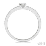 1/6 Ctw Petite Baguette Center Round Cut Diamond Stackable Ring in 14K White Gold